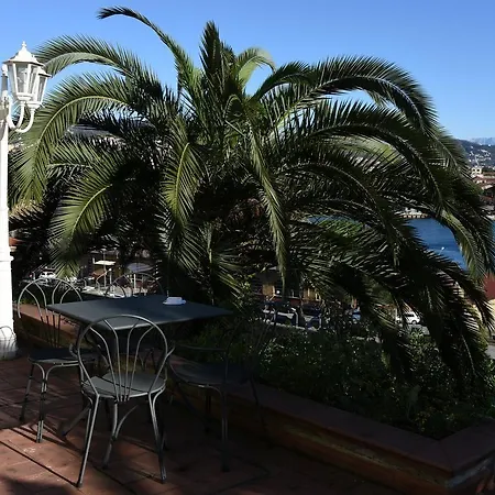 Gasthuis Nina La Spezia