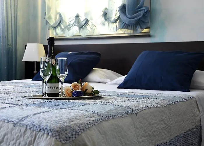 Nina 게스트하우스 4*