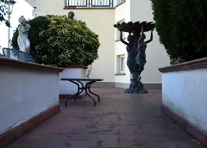 Nina 게스트하우스 4*