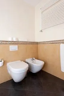 Nina 4* 라스페치아